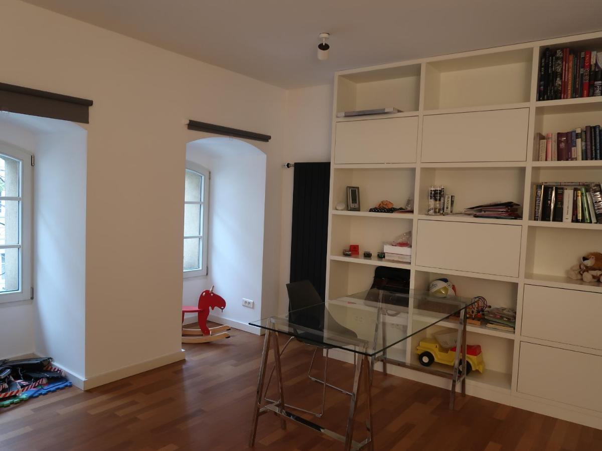 Michal Apartment 125M2 City Centre Прага Екстериор снимка