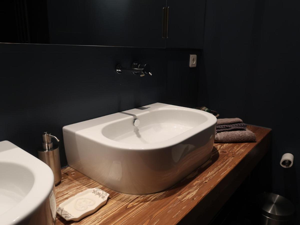 Michal Apartment 125M2 City Centre Прага Екстериор снимка